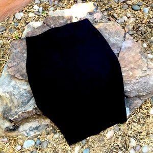 black stretch pencil skirt